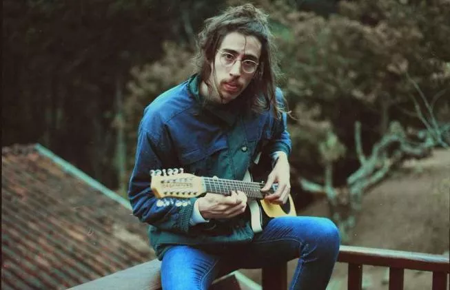 O Theatro Municipal receberá Tim Bernardes mais uma vez